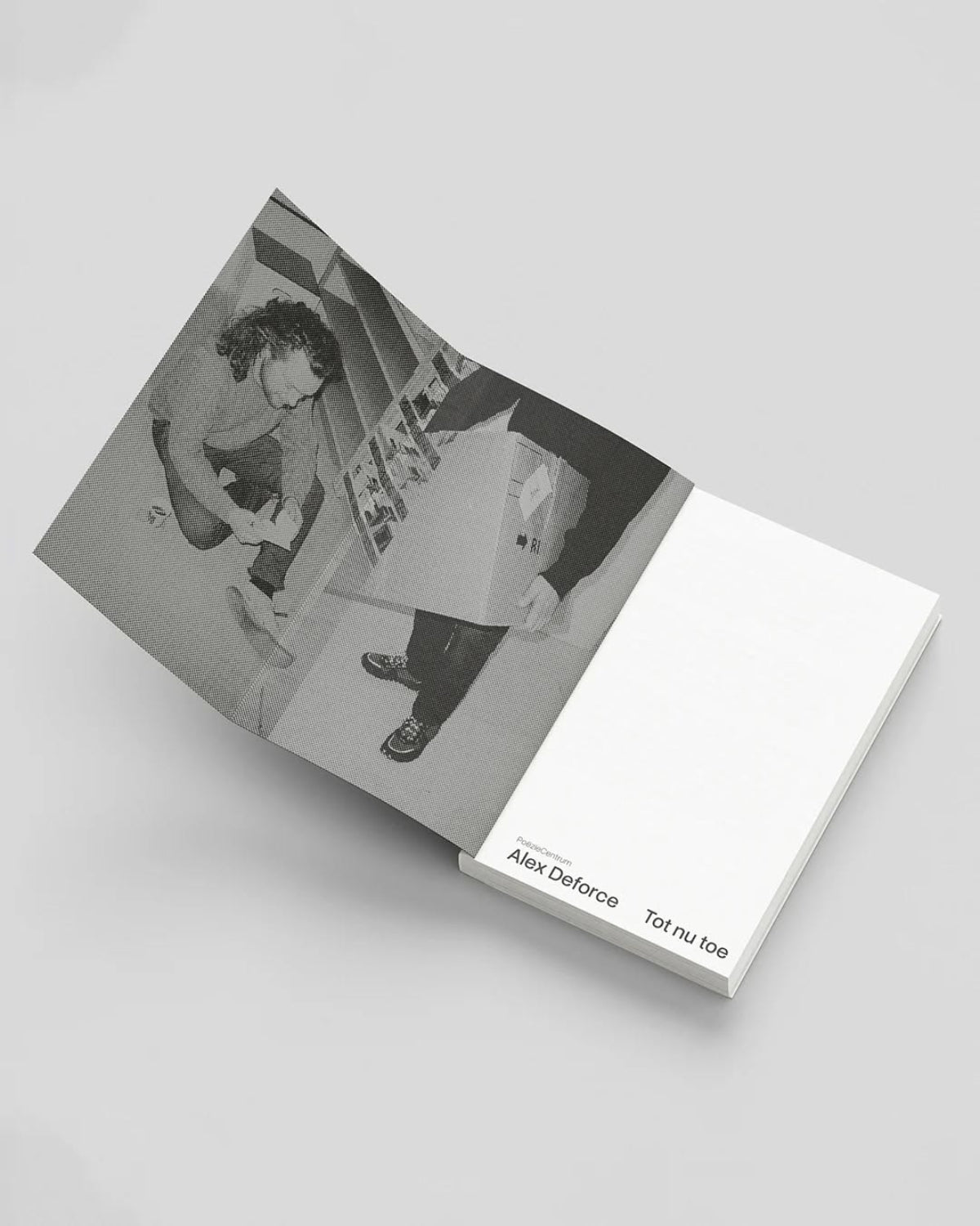 Tot nu toe - Book + Cassette (LED010)